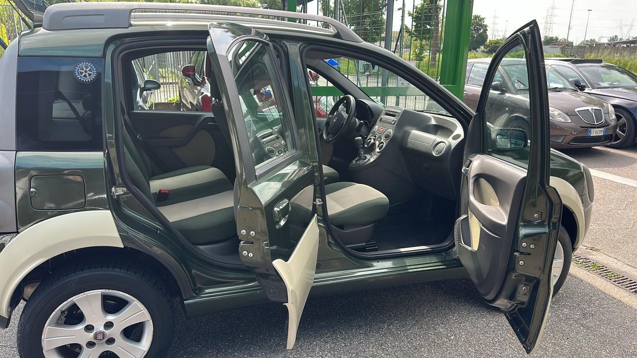 Fiat Panda 1.3 MJT 16V 4x4 Cross