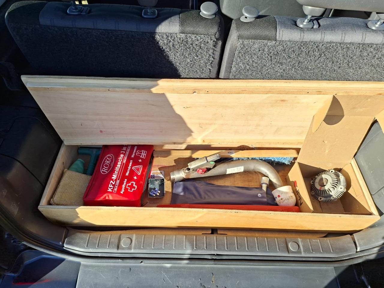 Suzuki Jimny 1.3i 16V cat 4WD Special NEOPAT. Gancio traino bellissima