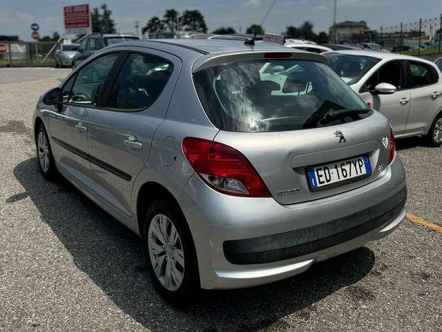 Peugeot 207 207 5p 1.4 hdi X-Line FL *PER NEOPATENTATI*