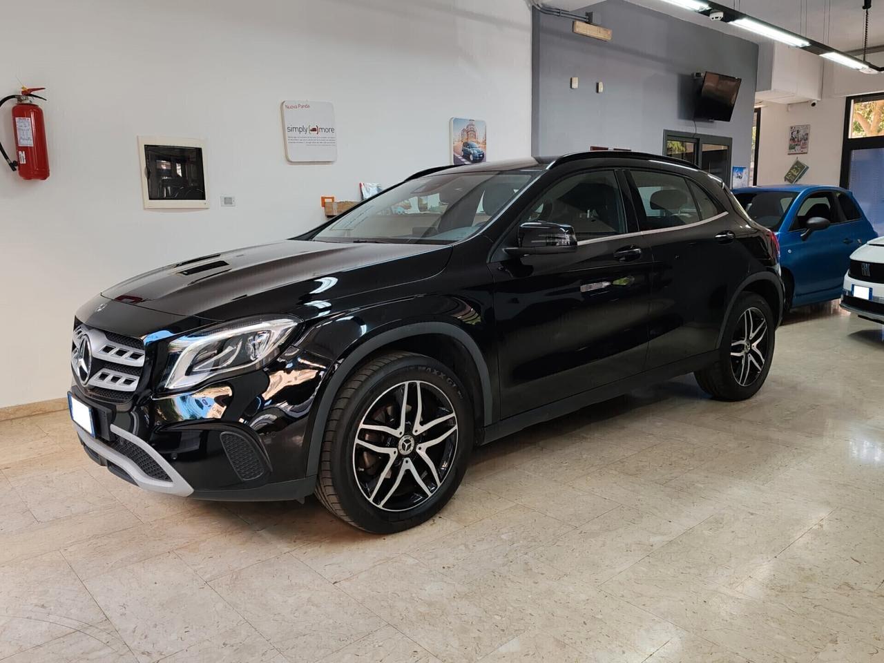 Mercedes-benz GLA 200 GLA 200 d Automatic Executive Black