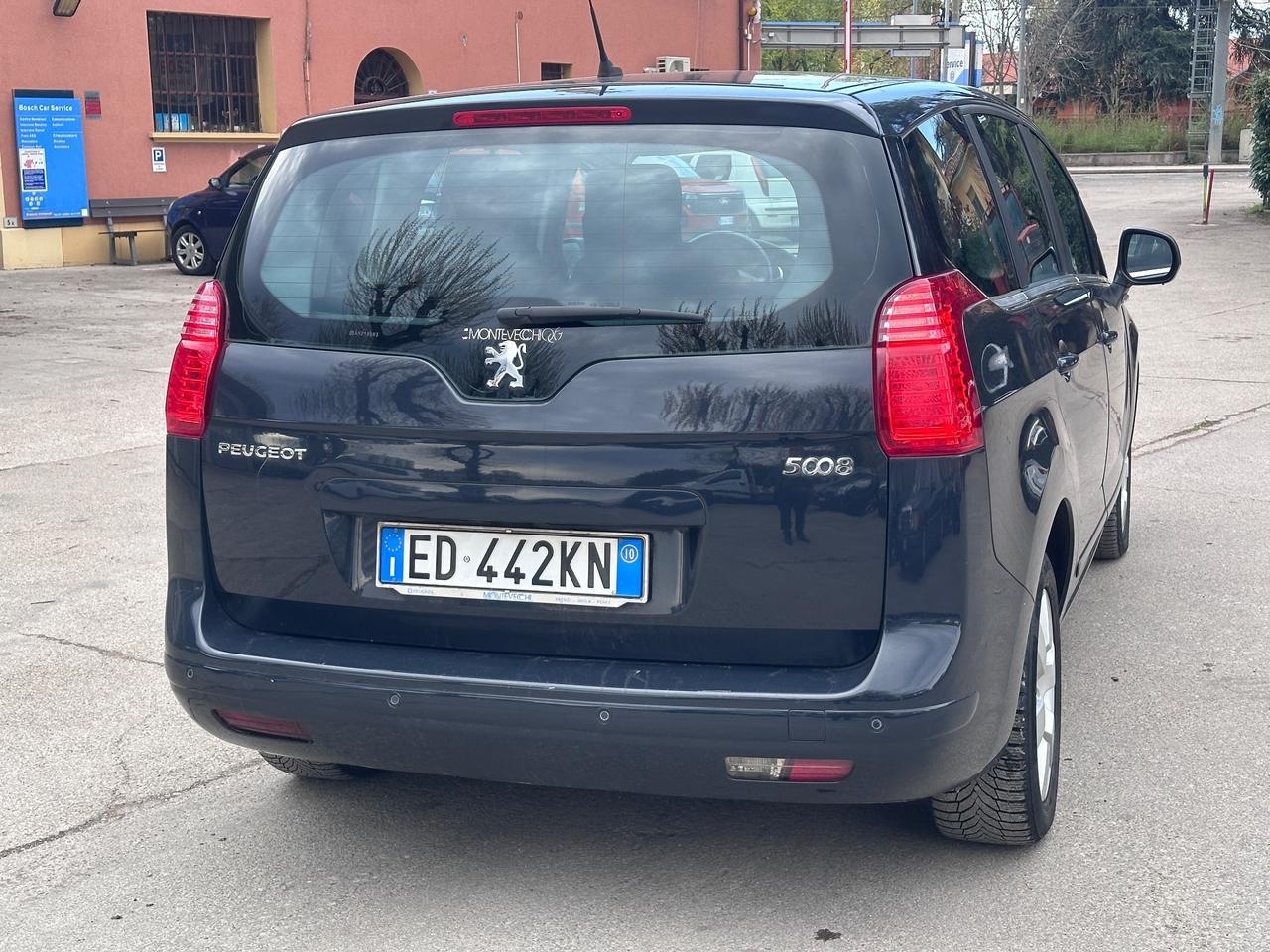 Peugeot 5008 2.0 HDi 150CV Business 7 posti