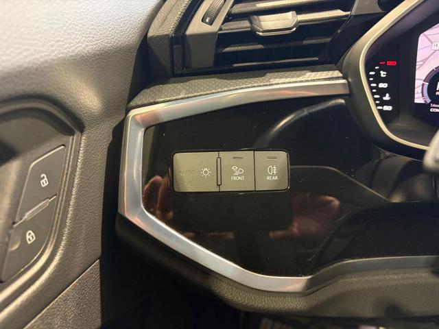 AUDI Q3 SPB/Sportback 35TDI S tronic S line Identity Black