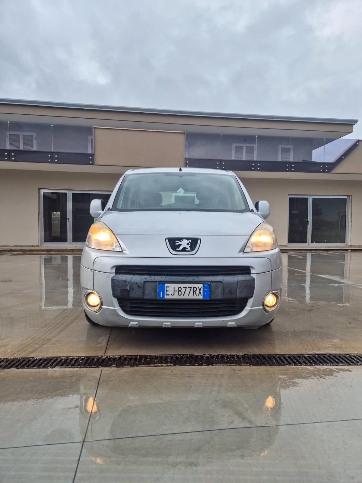 Peugeot Partner Tepee 1.6 HDi 112CV Premium