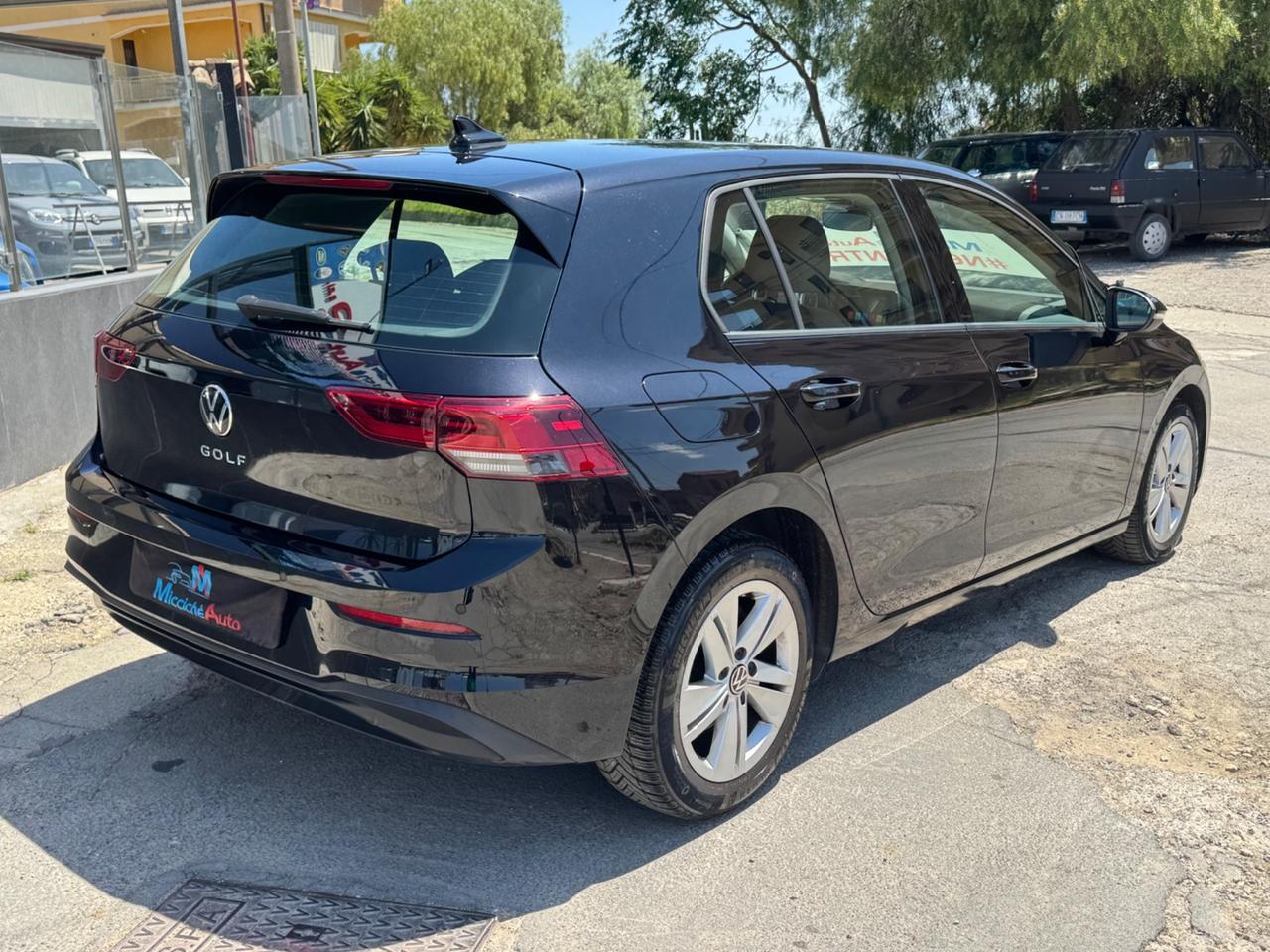 VOLKSWAGEN GOLF 8 2.0 TDI 115 CV DSG FULL NEO PATENTATI