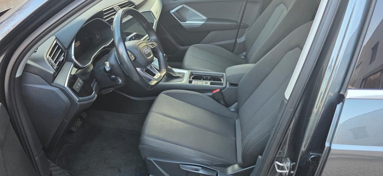 Audi Q3 40 TDI quattro S tronic line edition