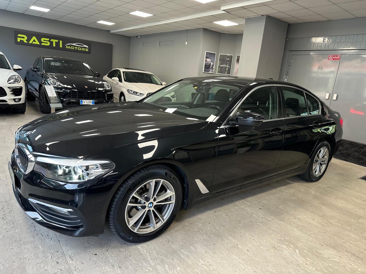 Bmw 520 d 2017 euro 6C tutti tagliandi casa madre