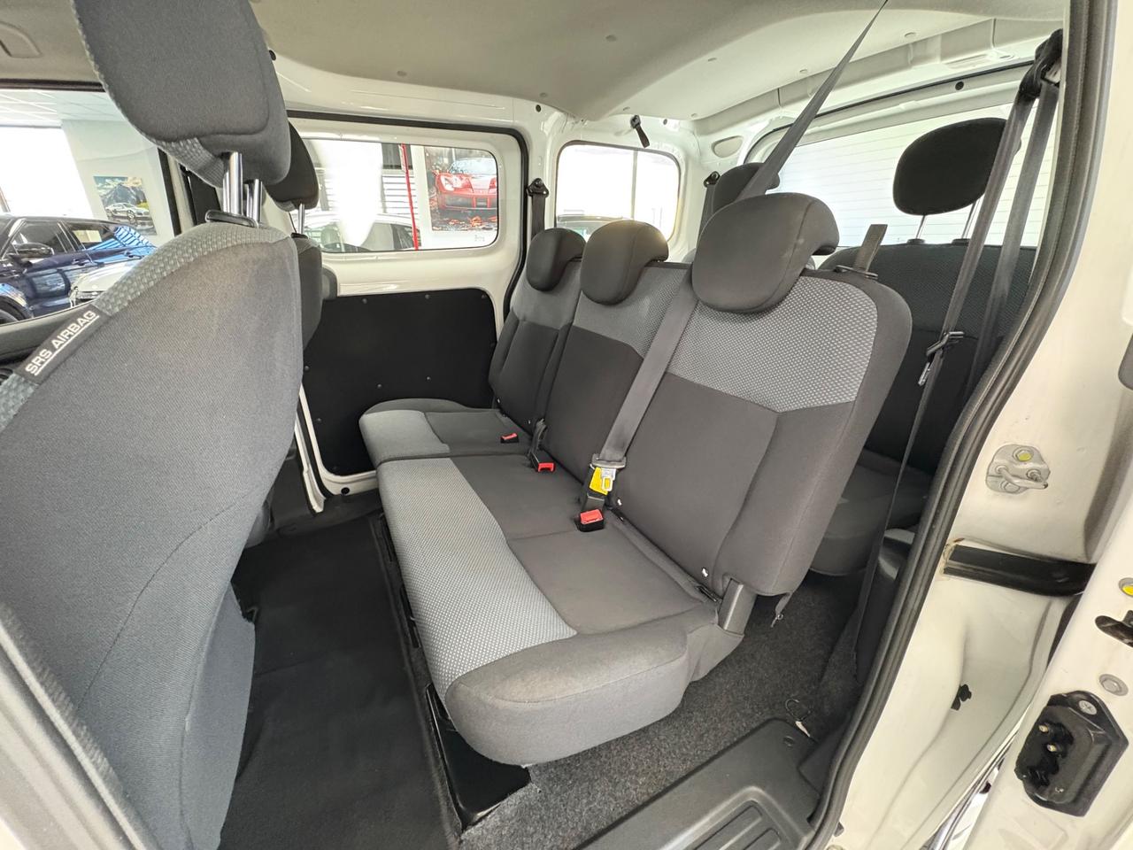 Nissan NV200 1.5 dCi 110CV 7 POSTI 2017 km 90000