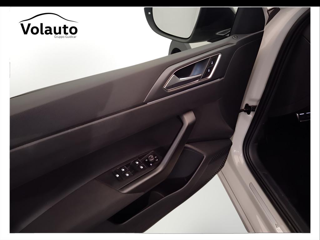 VOLKSWAGEN Taigo - Taigo 1.5 tsi R-Line 150cv dsg