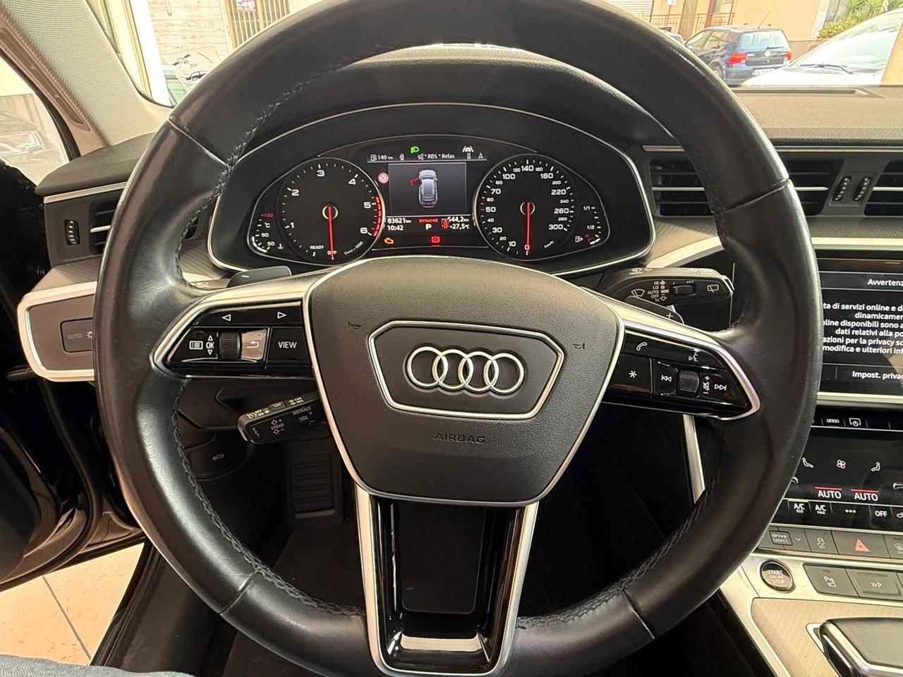 Audi A4 Avant 40 TDI quattro S tronic Business Advanced
