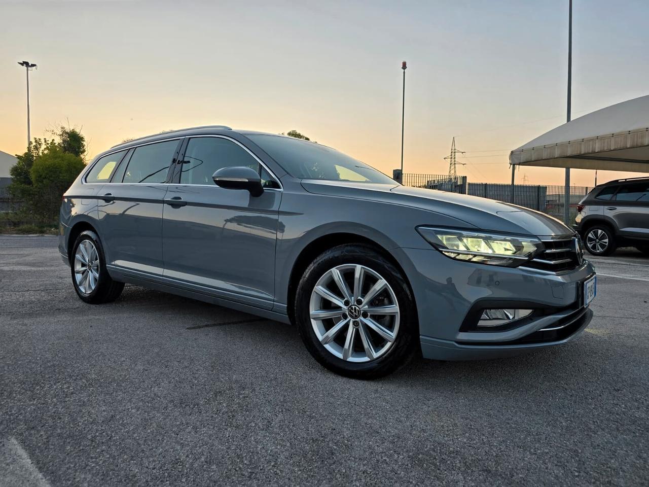 Volkswagen Passat Variant 2.0 TDI SCR EVO DSG Business