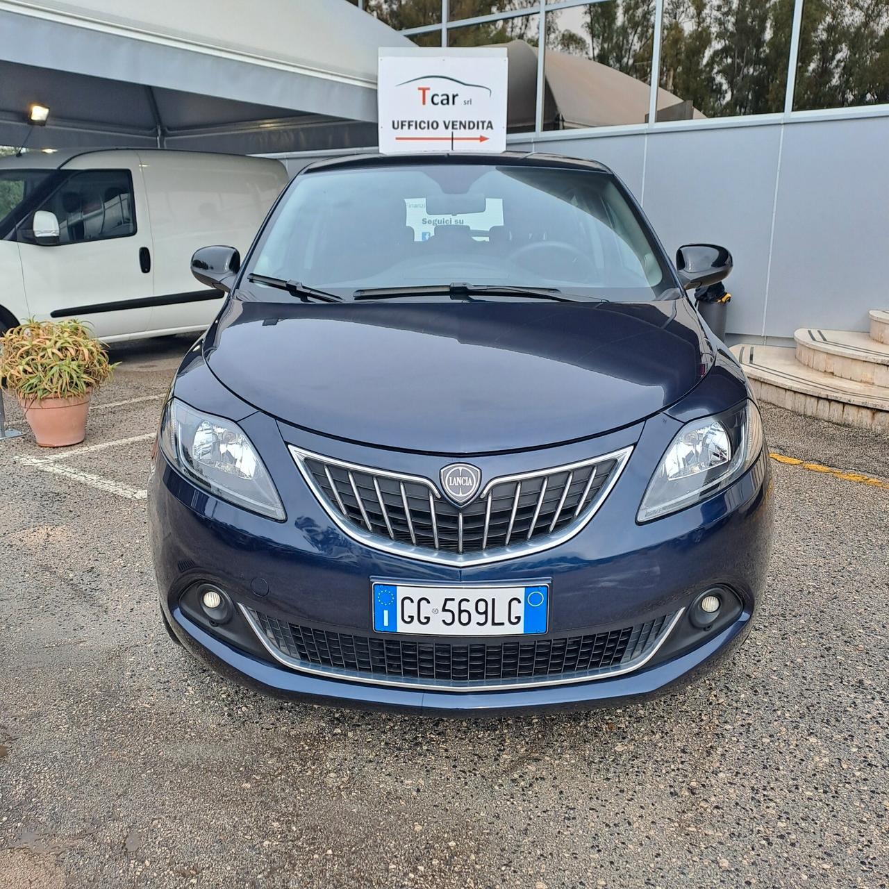 Lancia Ypsilon 1.0 Bz 70 Cv Hybrid Gold