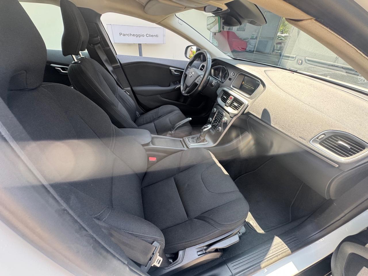 Volvo V40 Cross Country D3 Geartronic Kinetic