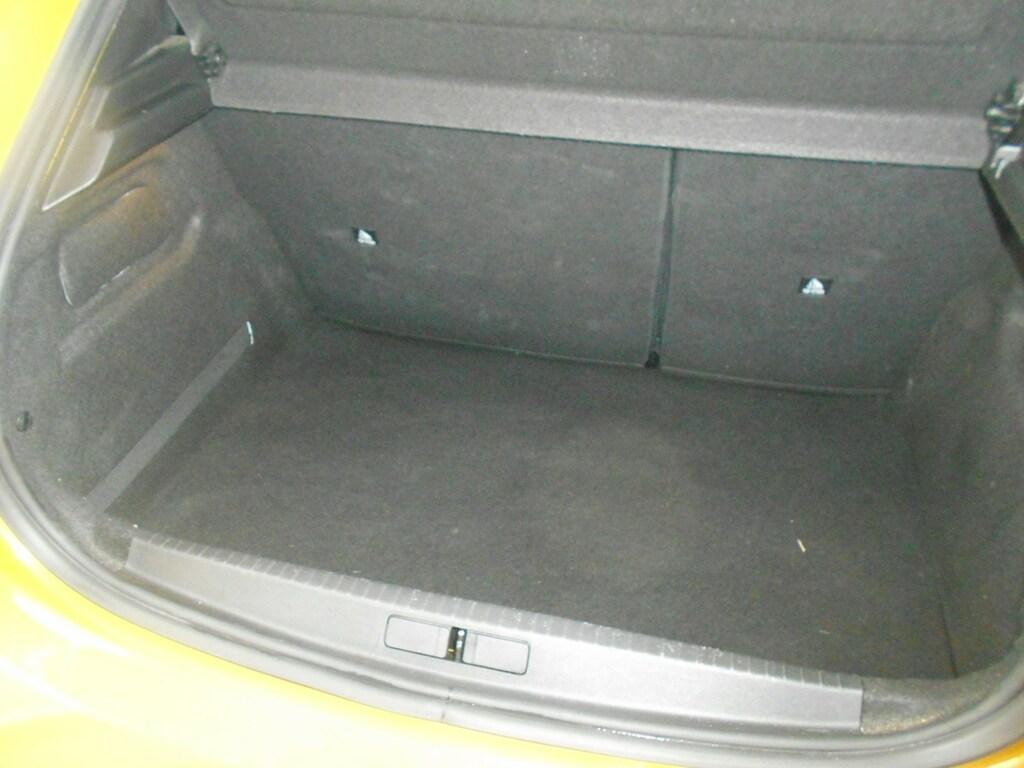 Peugeot 208 5 Porte 1.2 PureTech Active Pack EAT