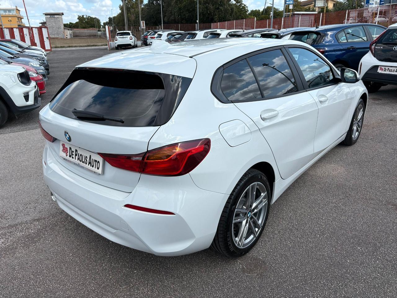 Bmw 116 116d 5p. Business Advantage navi virtual