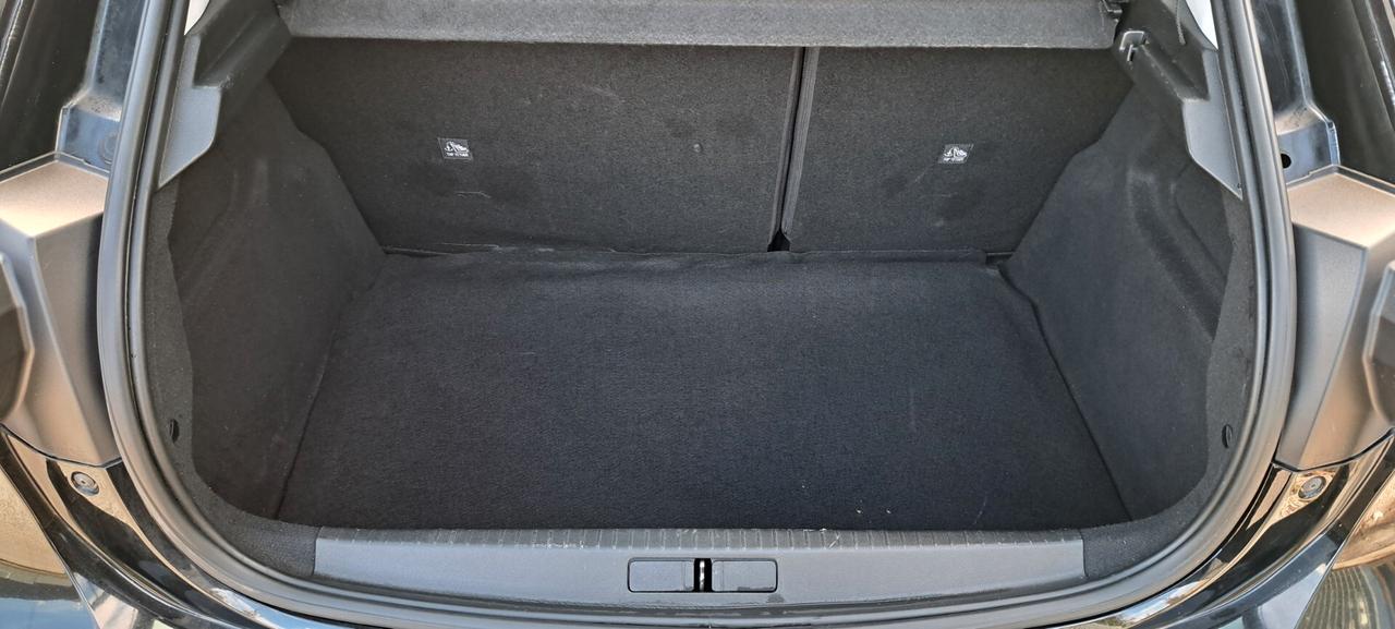 Opel Corsa 1.2 Elegance