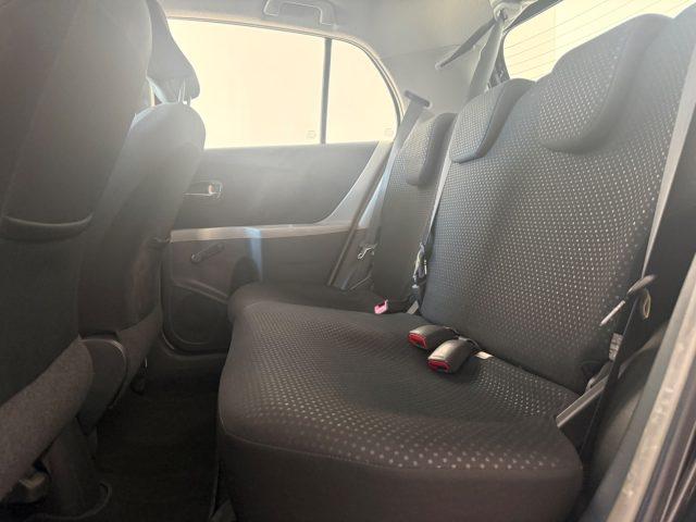 TOYOTA Yaris 1.0 5PORTE Sol