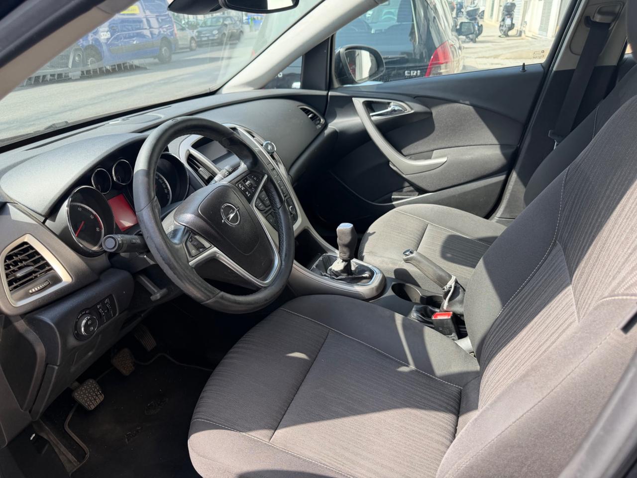 Opel Astra 1.7 CDTI 110CV Sports Tourer Cosmo 2011