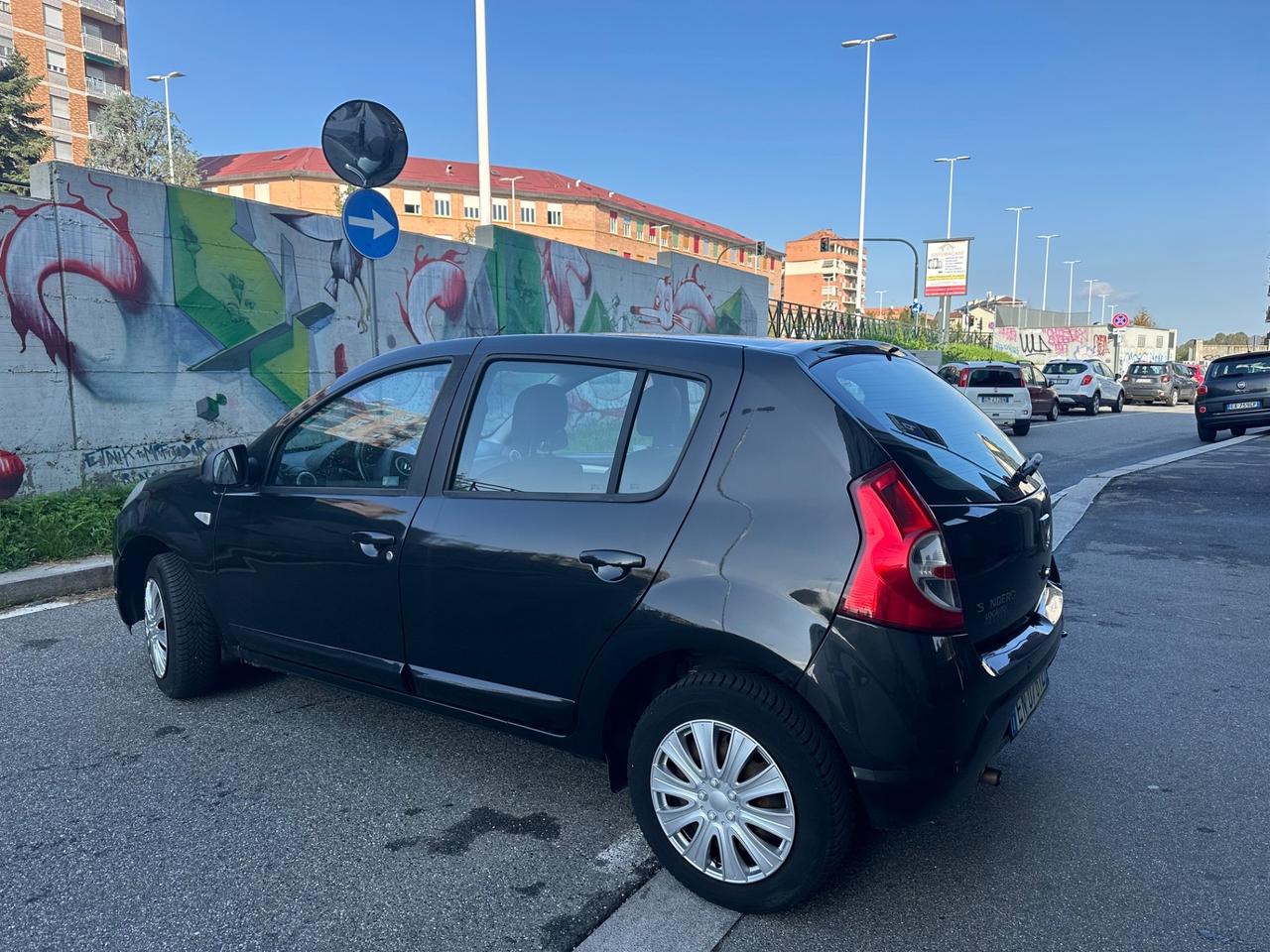 Dacia Sandero 1.2 16V GPL 75CV