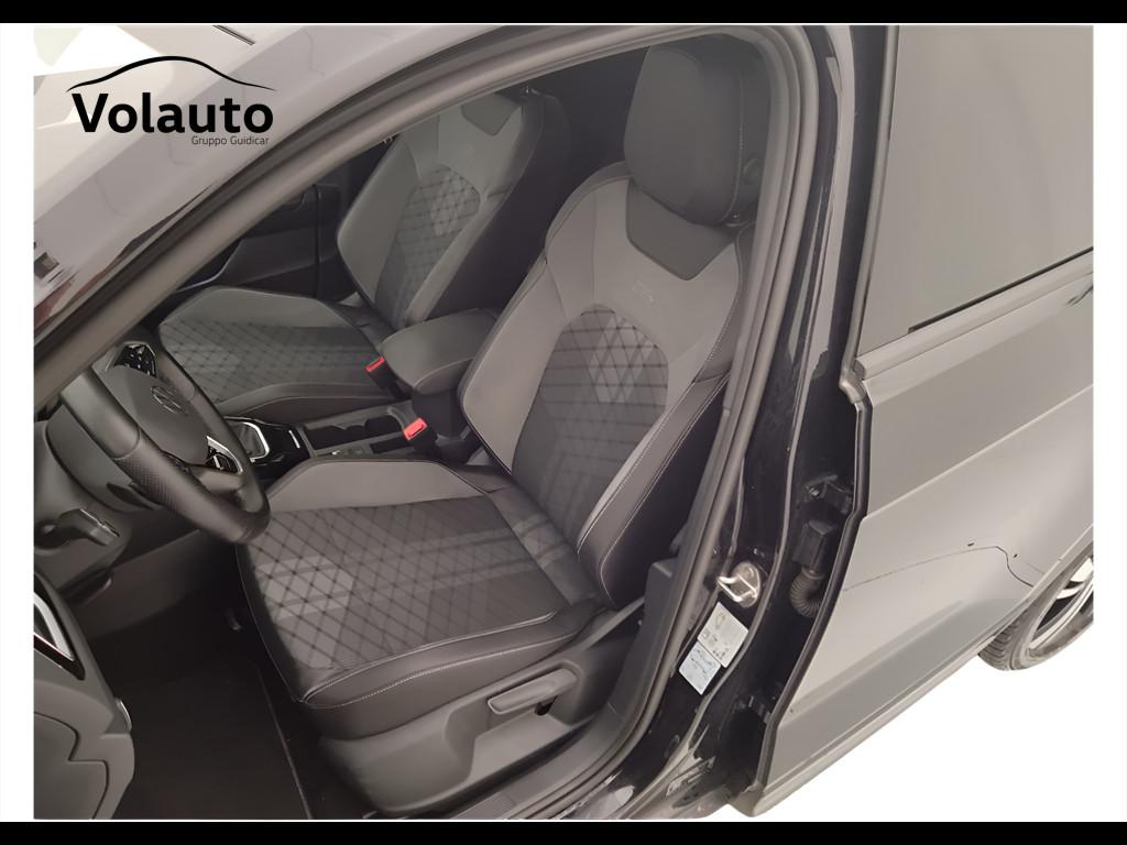 VOLKSWAGEN T-Roc 2022 - T-Roc 1.5 tsi R-Line dsg