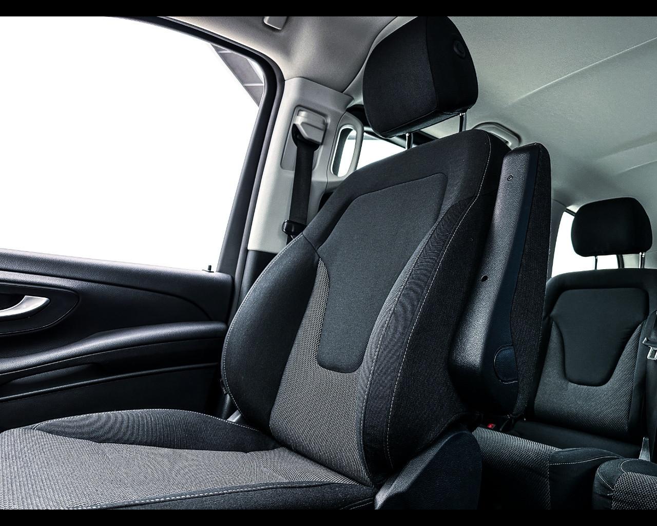 Mercedes-Benz Classe V (W447) - V 200 d Automatic 4Matic Executive Compact