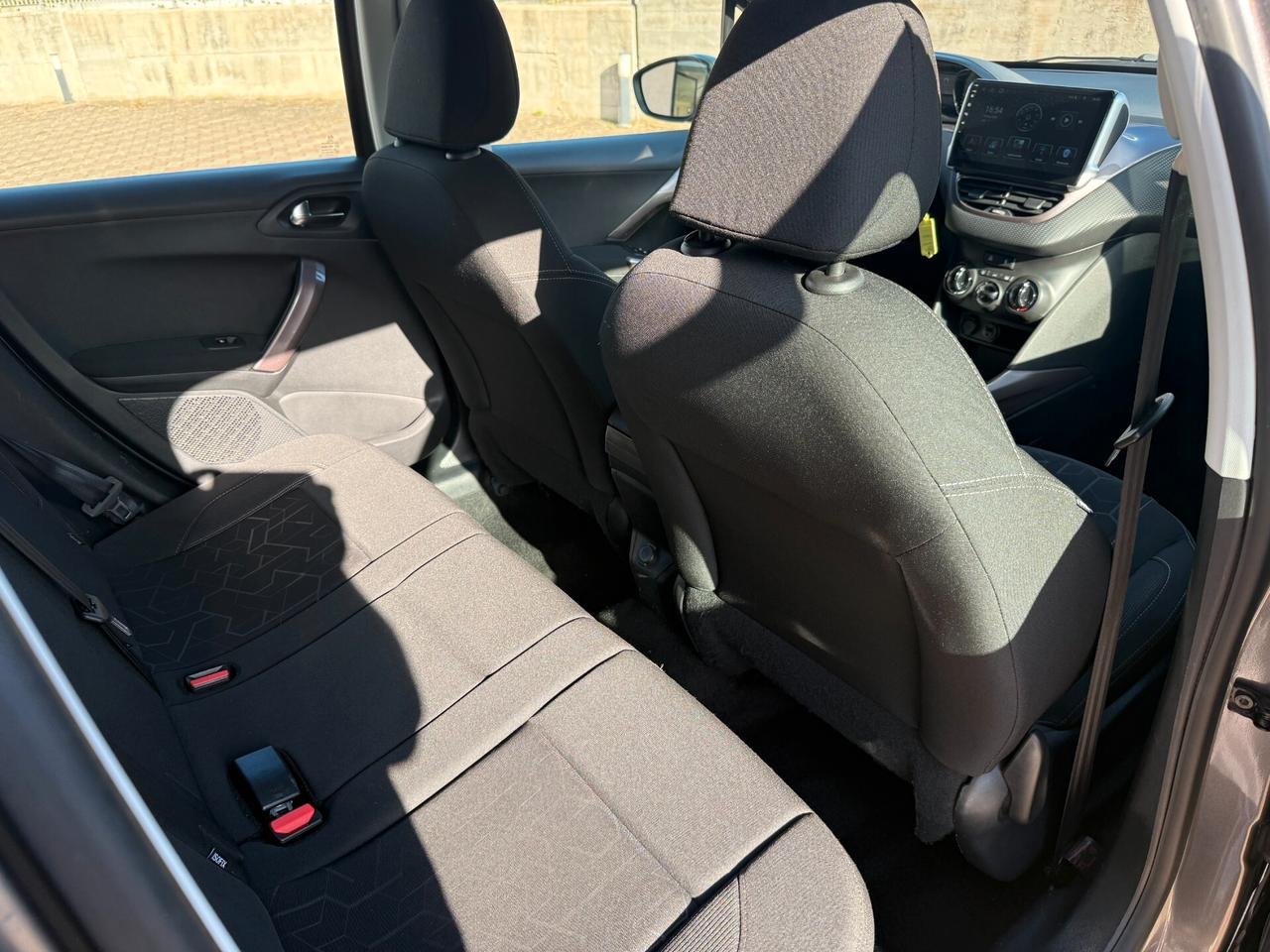 Peugeot 2008 1.6 e-HDi 92 CV Stop&Start Active CarPlay Retrocam