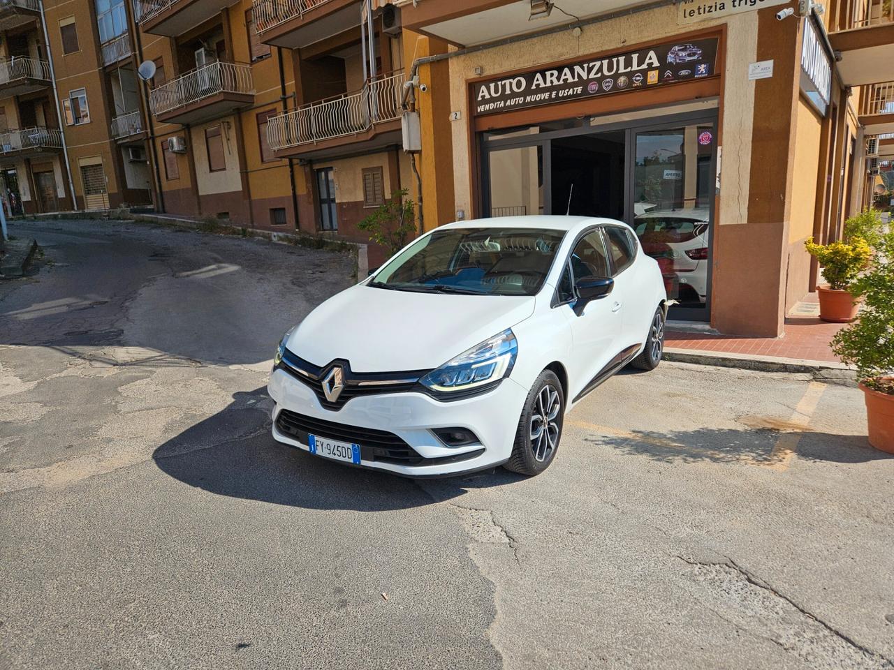RENAULT CLIO 1500 DCI MOSCHINO KM CERTIFICATI