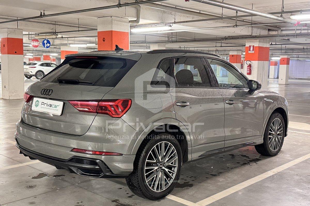 AUDI Q3 45 TFSI e S tronic S line edition