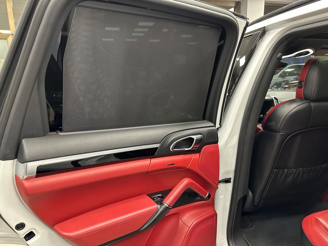 Porsche Cayenne 3.0 Diesel 12/2016 euro 6 239 cv