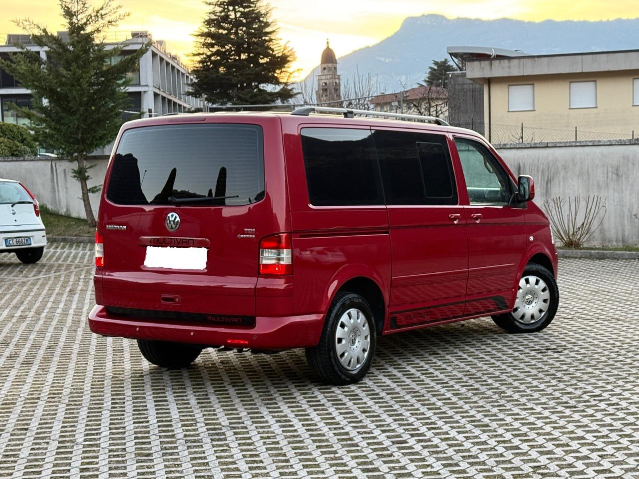 Volkswagen Multivan 2.5 TDI/174CV 4motion Highline