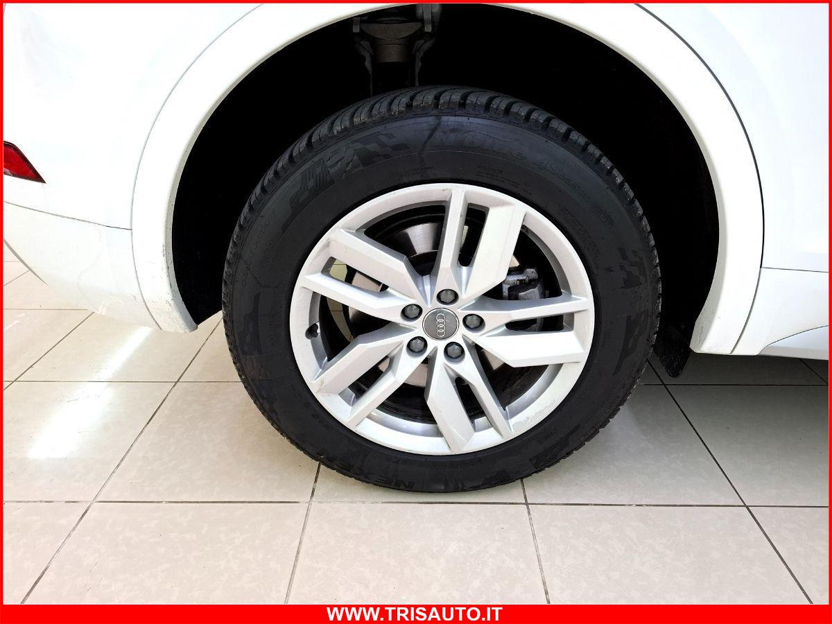 AUDI Q5 35 2.0 Tdi S-tronic Quattro Business Sport (NAVI)