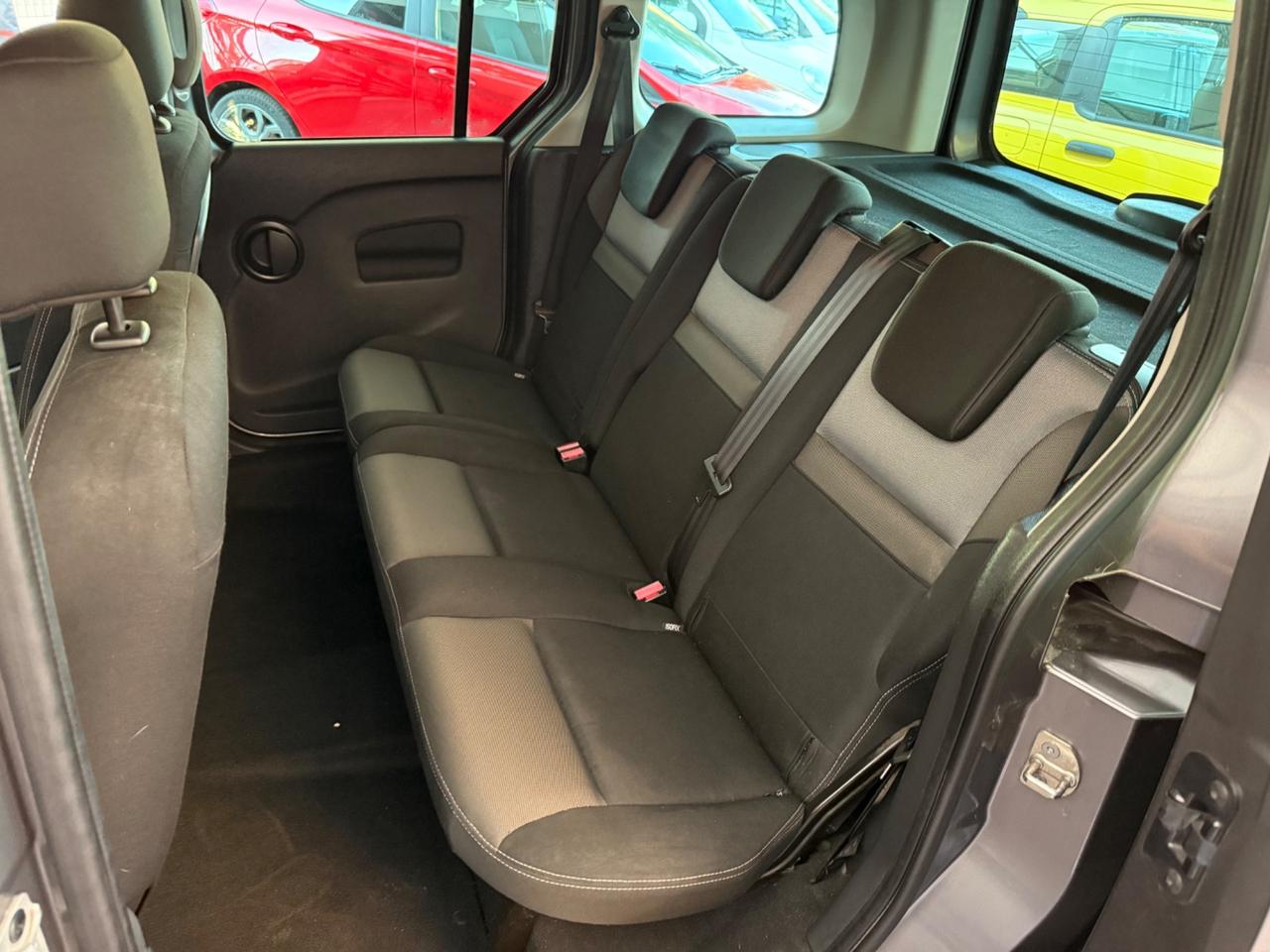Renault Kangoo 1.5 dCi 110CV