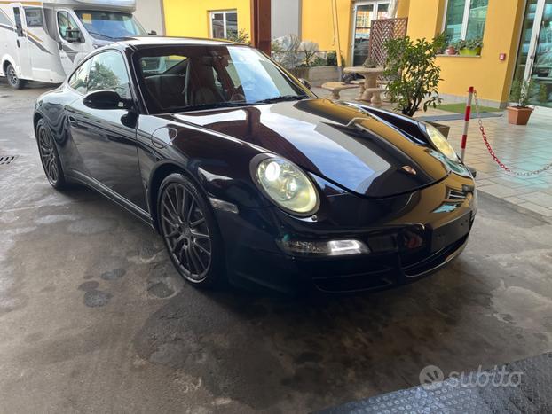 PORSCHE 911 carrera 4S