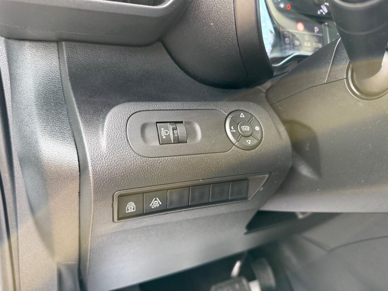 Citroen Berlingo BlueHDi 130 Stop&Start EAT8 M Shine