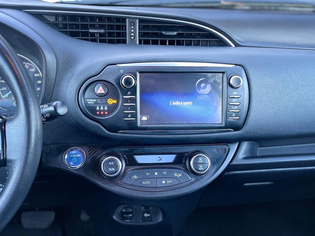 Toyota Yaris 1.5 Hybrid 73CV E6 Automatica Style - 2017