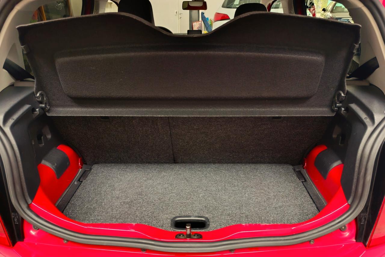 Volkswagen up! 1.0 75 CV 5p. high Uniproprietario