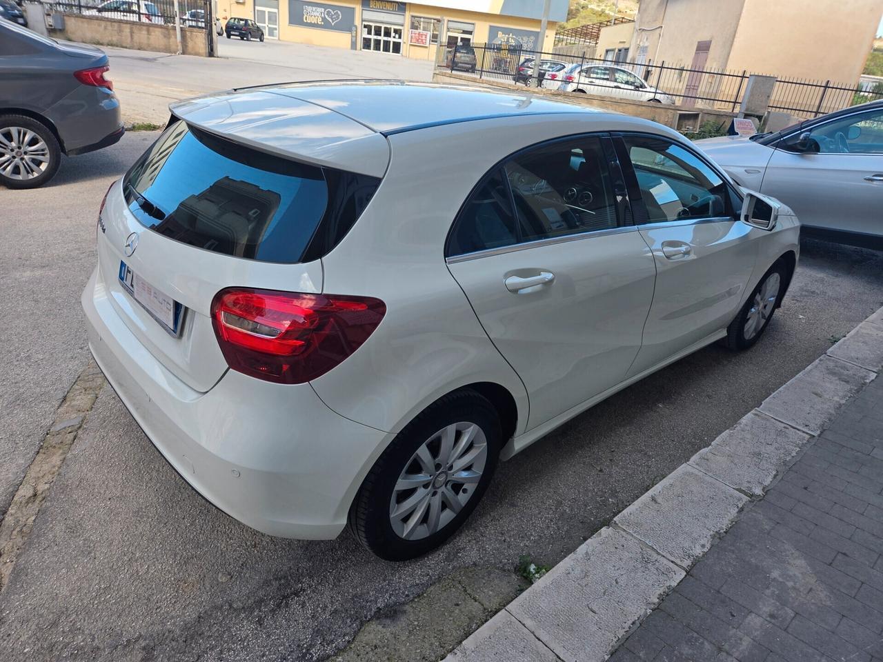 MERCEDES A180 1.5 DCI 110 CV ANNO 2016 KM CERTIF