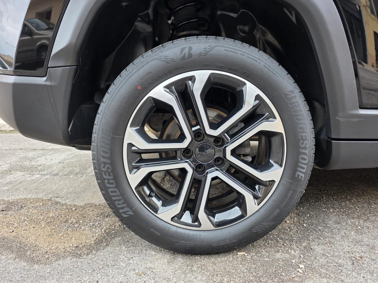 Jeep Compass 1.6 Multijet 130 Cv Limited+Fari Led+Retrocamera+Cerchi 18 ( Senza Vincoli Finanziari )