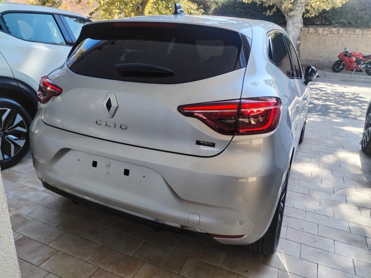 Renault Clio Full Hybrid E-Tech 145 CV 5 porte Techno