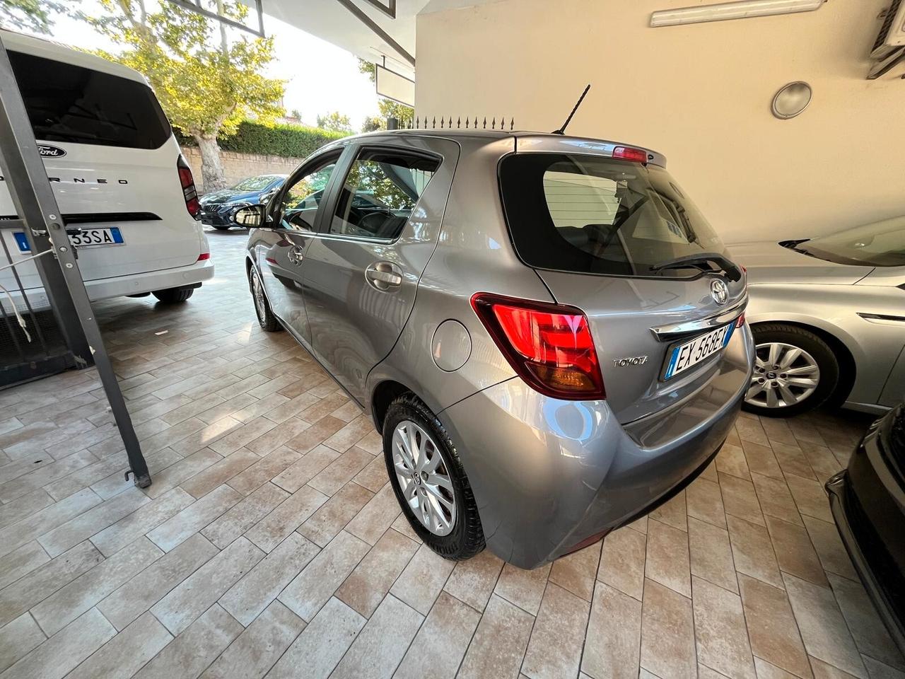 Toyota Yaris 1.4 D-4D 5 porte Lounge