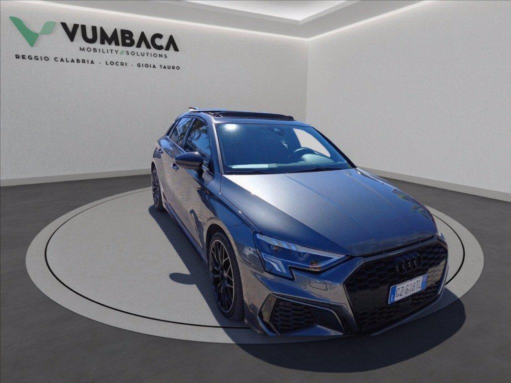 AUDI A3 Sportback 35 2.0 tdi Identity Black s-tronic del 2023