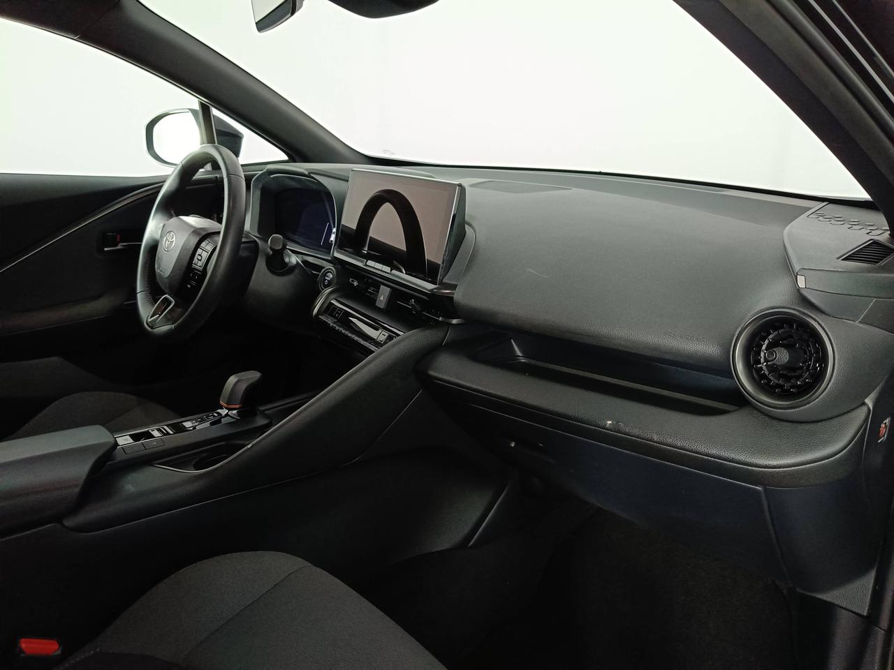 TOYOTA C-HR II 2023 - C-HR 1.8 hev Trend fwd e-cvt