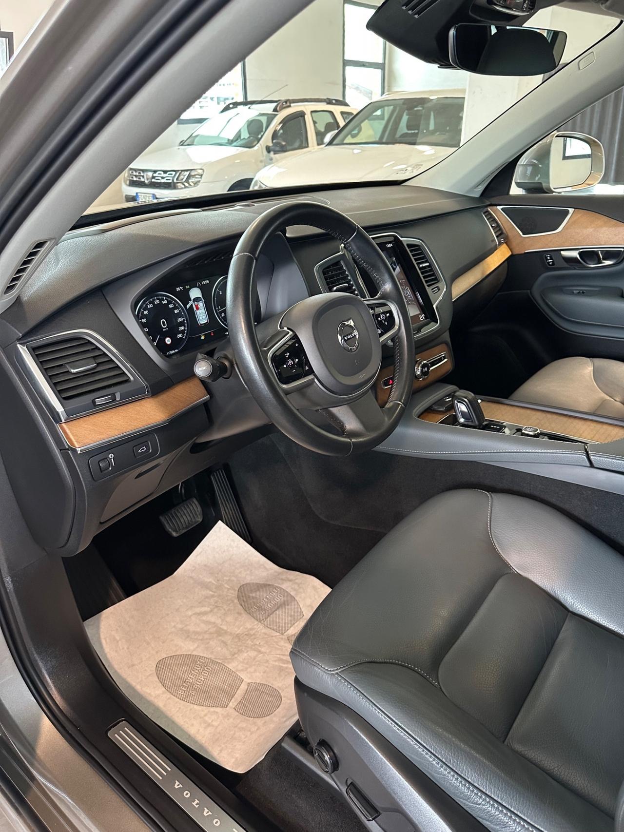 Volvo XC 90 XC90 B5 (d) AWD Geartronic 7 posti Inscription