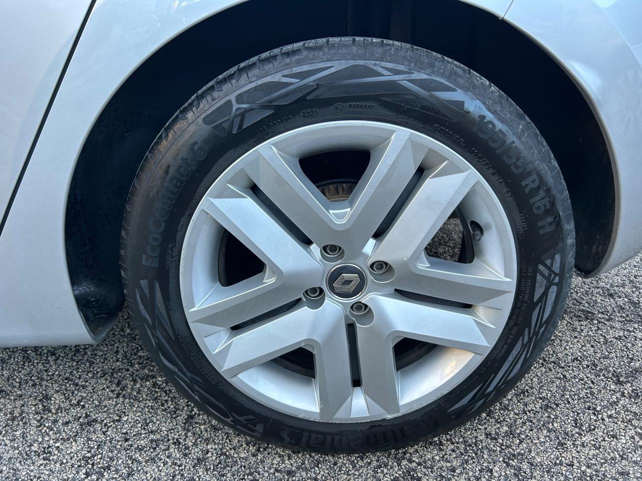 Renault Clio 1.0 BENZ IDEALE PER NEO PATENTATI