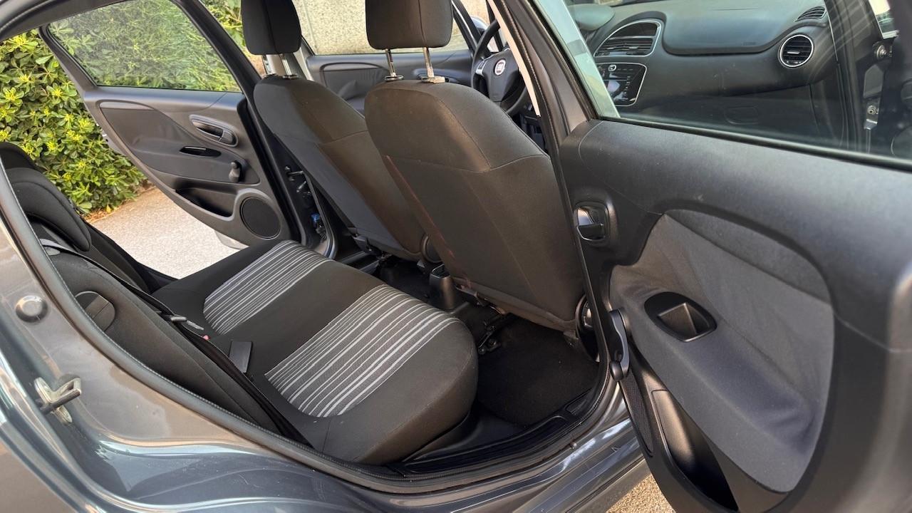 Fiat Punto 1.2 8V 5 porte Street