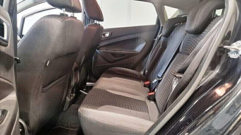 Ford Fiesta 1.5 TDCi 75 CV Titanium