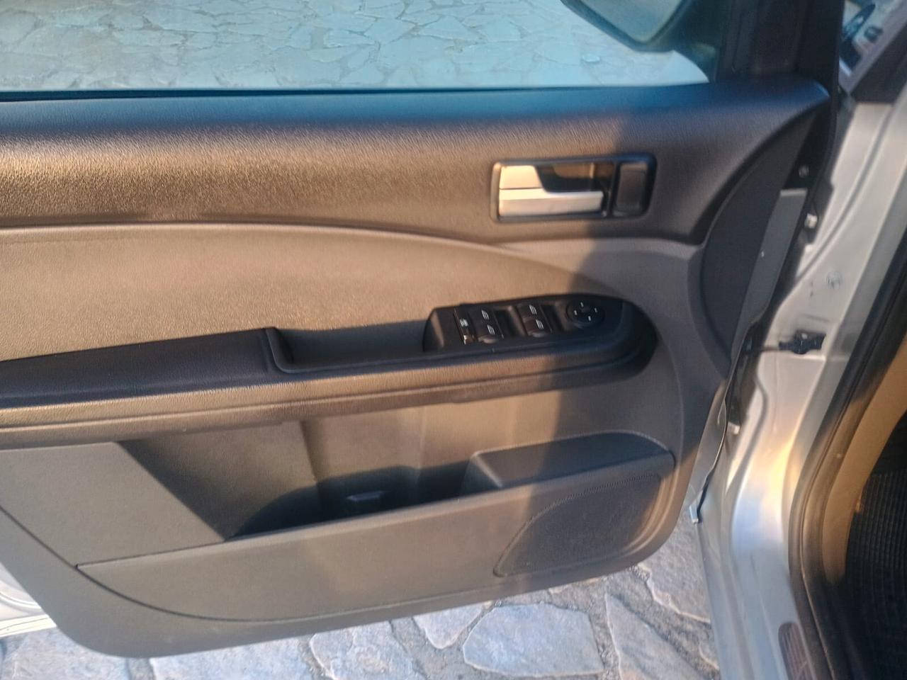 Ford Focus C-Max 1.6 TDCi (110CV)