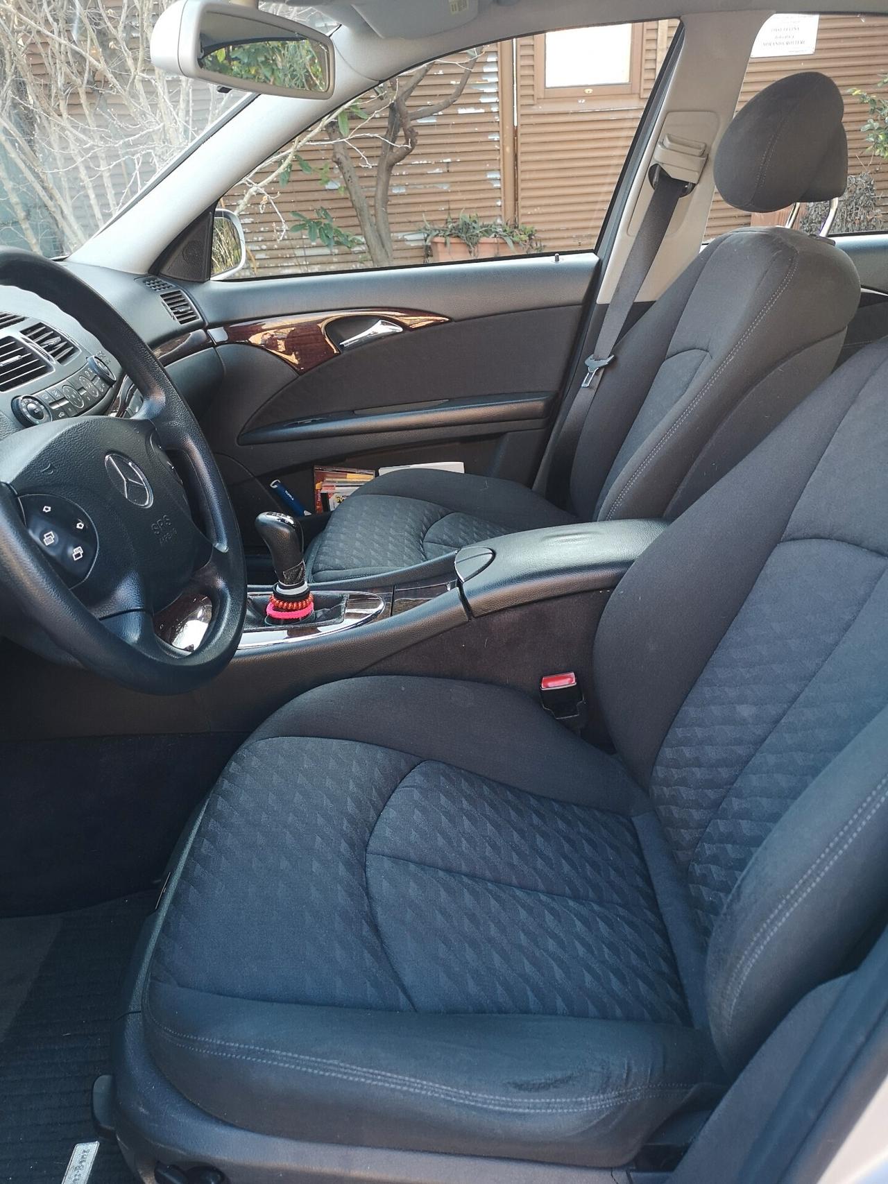 Mercedes-benz E 270 177CV - Da Vetrina