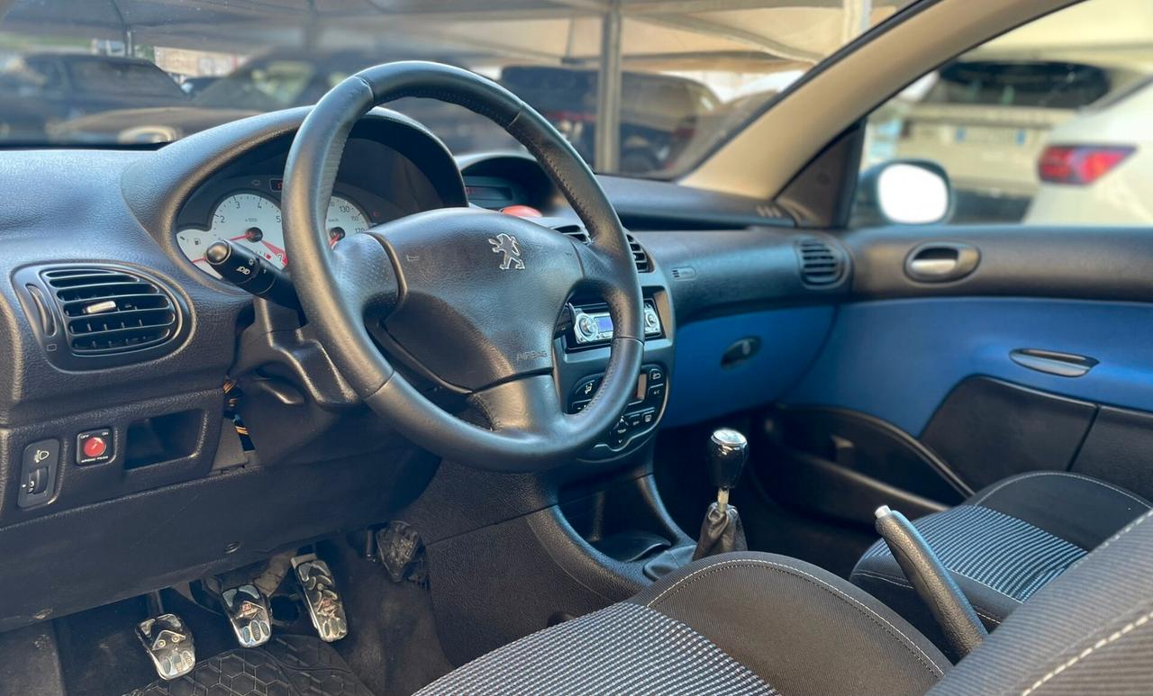 Peugeot 206 1.6 16V CC