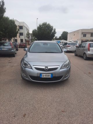 Opel Astra 1.7 CDTI 110CV Station Wagon Cosmo