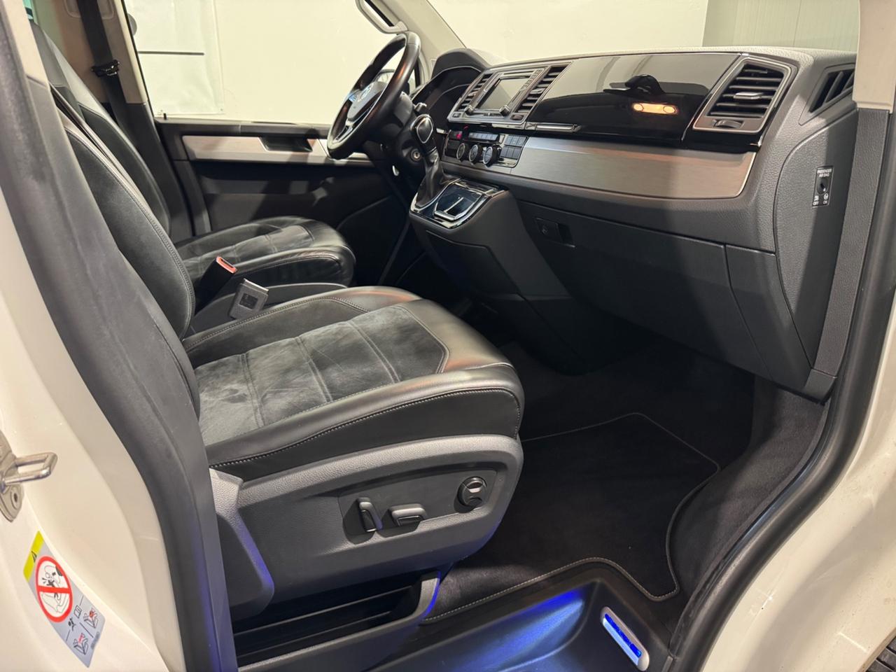 Volkswagen Multivan 2.0 TDI 199CV DSG 4Motion Highline Generation Six